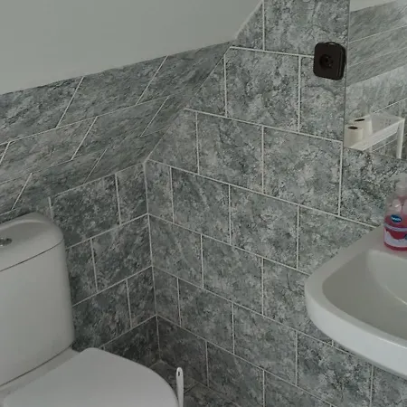 בית הארחה Bedrc בנסוב