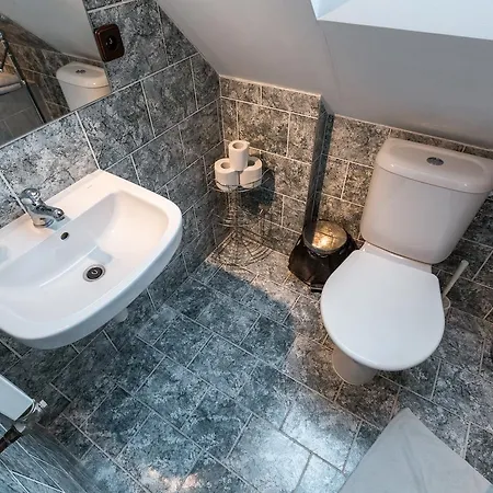 Bedrč Gasthof Benesov (Central Bohemian)