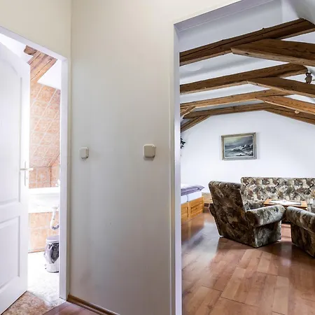 Bedrč Gasthof Benesov (Central Bohemian)