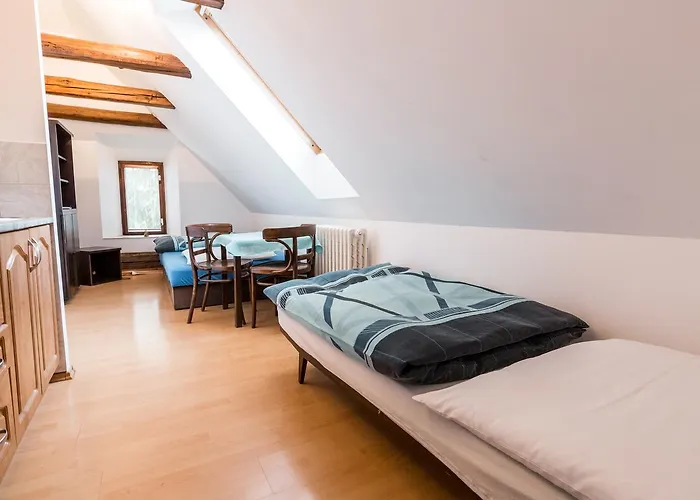 Bedrc Casa de hóspedes Benesov (Central Bohemian)