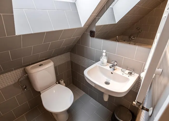 Bedrc Casa de hóspedes Benesov (Central Bohemian)