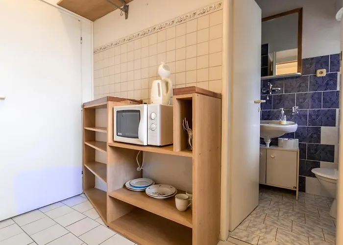 Bedrc בית הארחה 3*